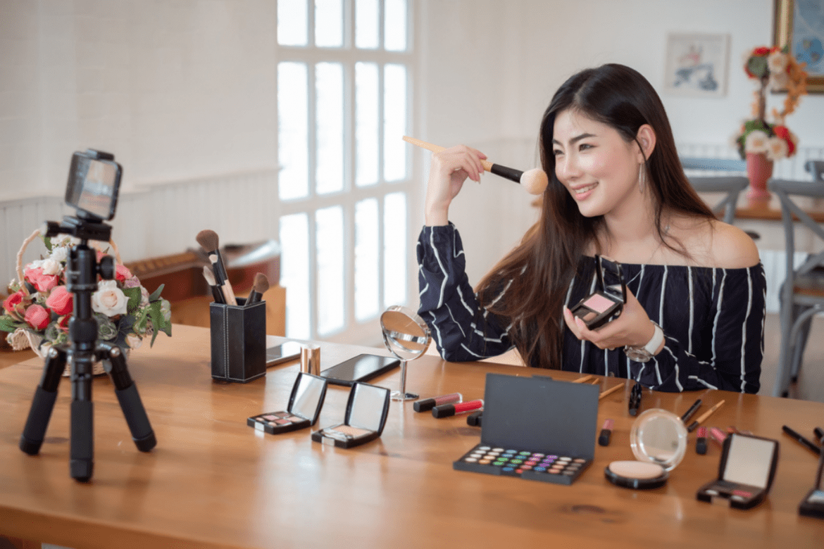 influencer-marketing Jus B Media DecJan